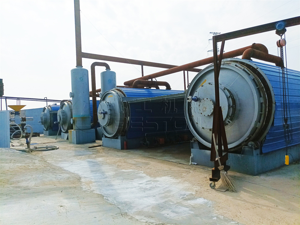 船舶<a href=http://www.yjqmw.cn/solution/lianyou/weifei/31.html target=_blank class=infotextkey>油泥處理設備</a>